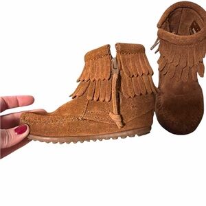 Minnetonka Toddler Suede Fringe Boots | Unisex Moccasin Ankle Booties